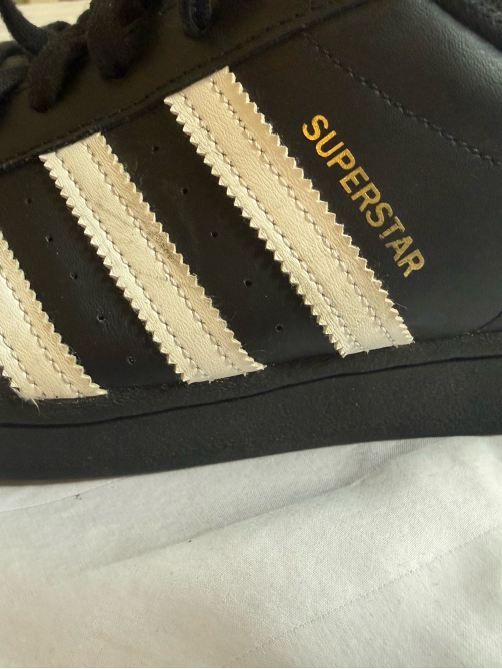 adidas Black and White Leather Sneakers with Gold Tongue Label Men’s Size 9 1/2 - Picture 7 of 7